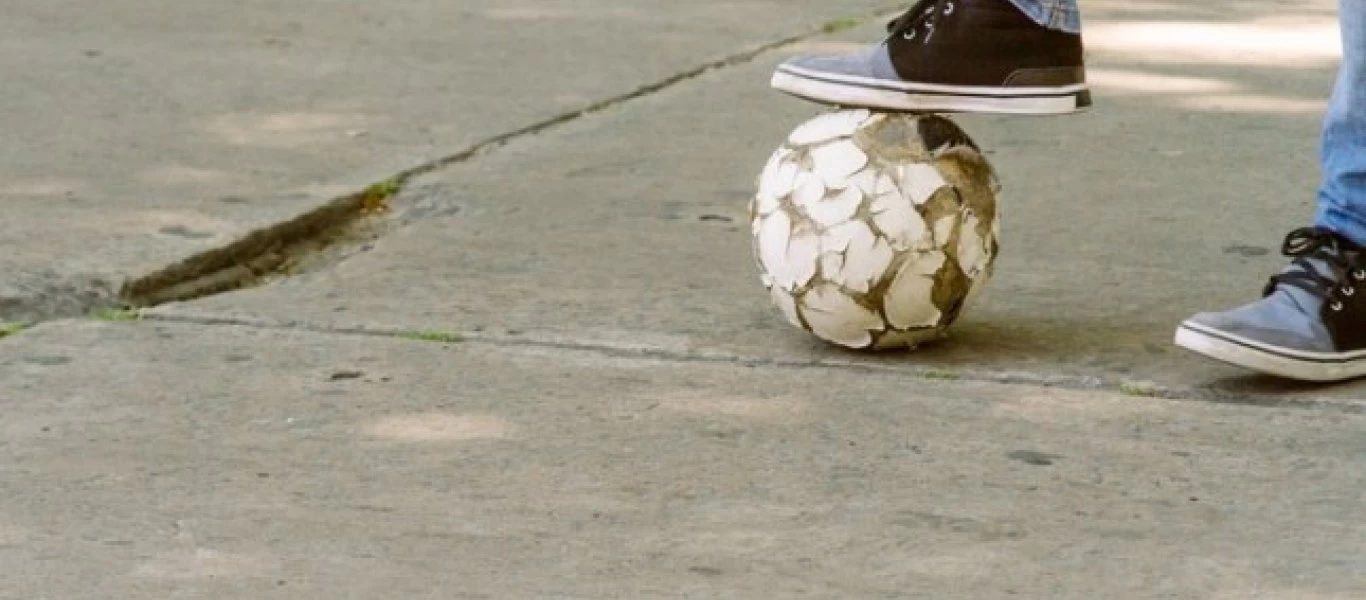 Οι 10 κανόνες της αλάνας που αν δεν τους θυμάσαι τότε δεν έχεις παίξει μπάλα ποτέ (φωτο)